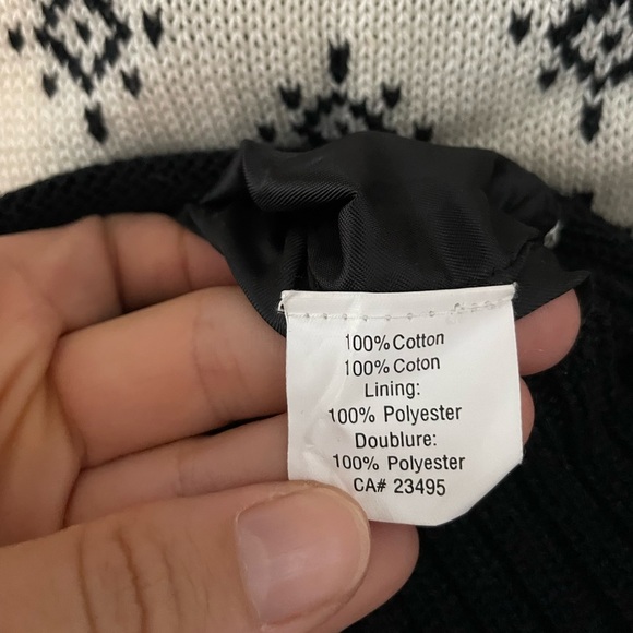 Vintage Icelandic Design Zip Up Snowflake Sweater - Picture 11 of 13